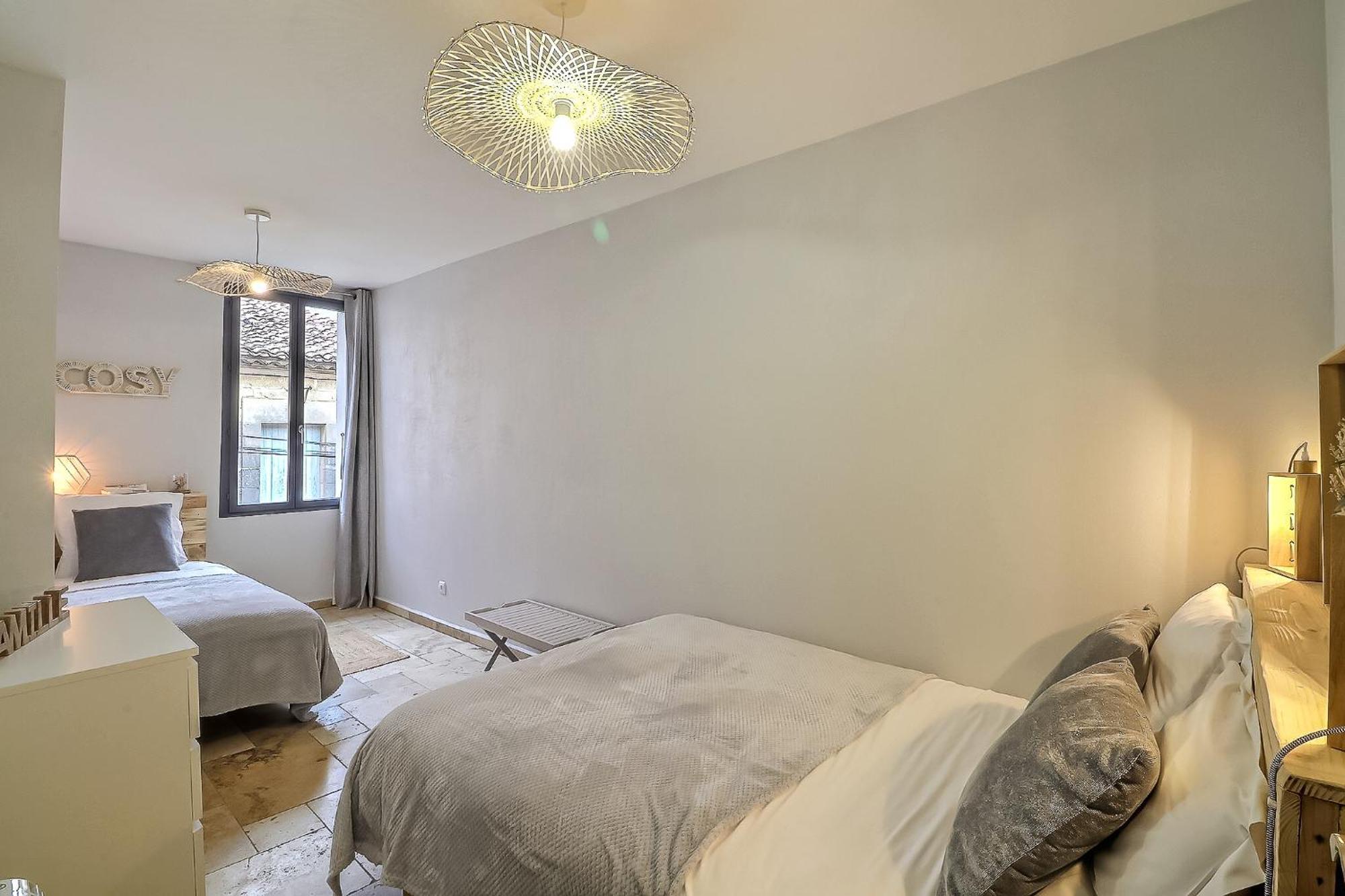 Le Logy-Cosy - Appartement 5 Pers - Clim Wifi Cosy Garage Saint-Gilles  Exterior photo